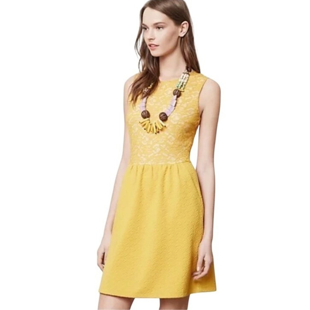 Maeve Vera Lace A-Line Key Hole Back Mini Dress In Yellow Sz M